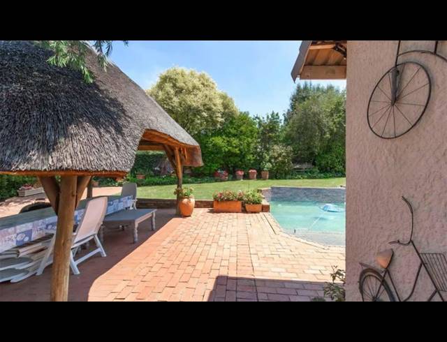 3 BEDROOM HOUSE FOR SALE IN LOMBARDY EAST